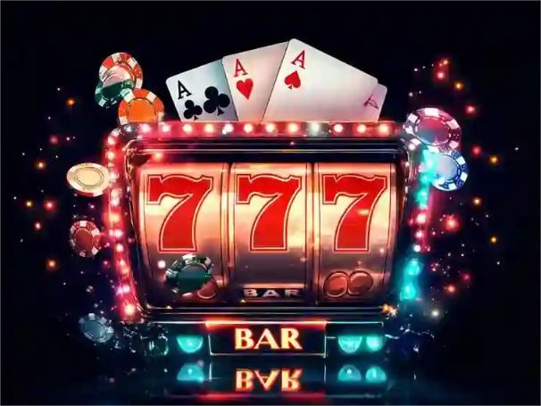 MDL777 မြန်မာကစားသမား Mobile ဖုန်းဖြင့် ငွေသွင်းငွေထုတ် ပြုလုပ်နေသောပုံ